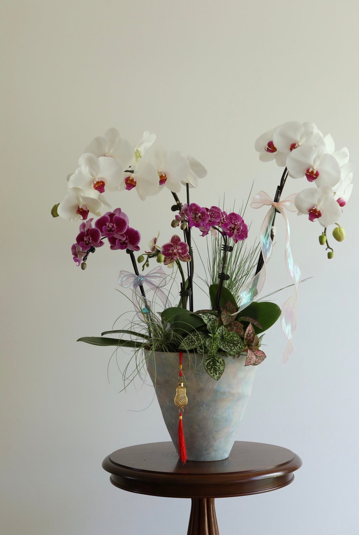 Ivory Bloom | 75cm x 60cm